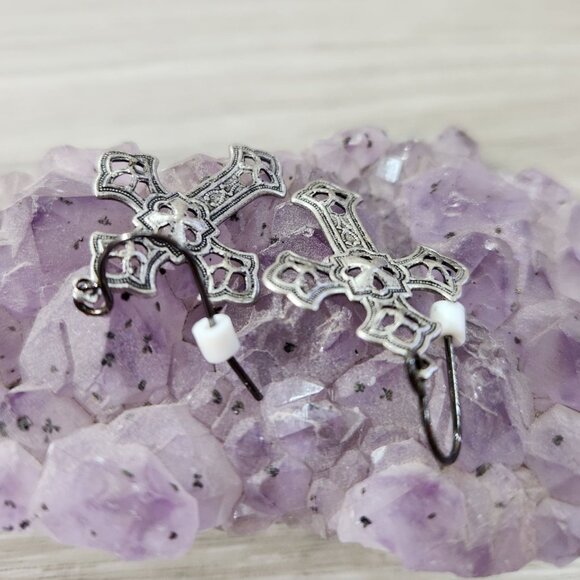 Fashion Jewlery Silvertone Gothic Cross Drop Dangle French Wire Earings - Picture 3 of 9